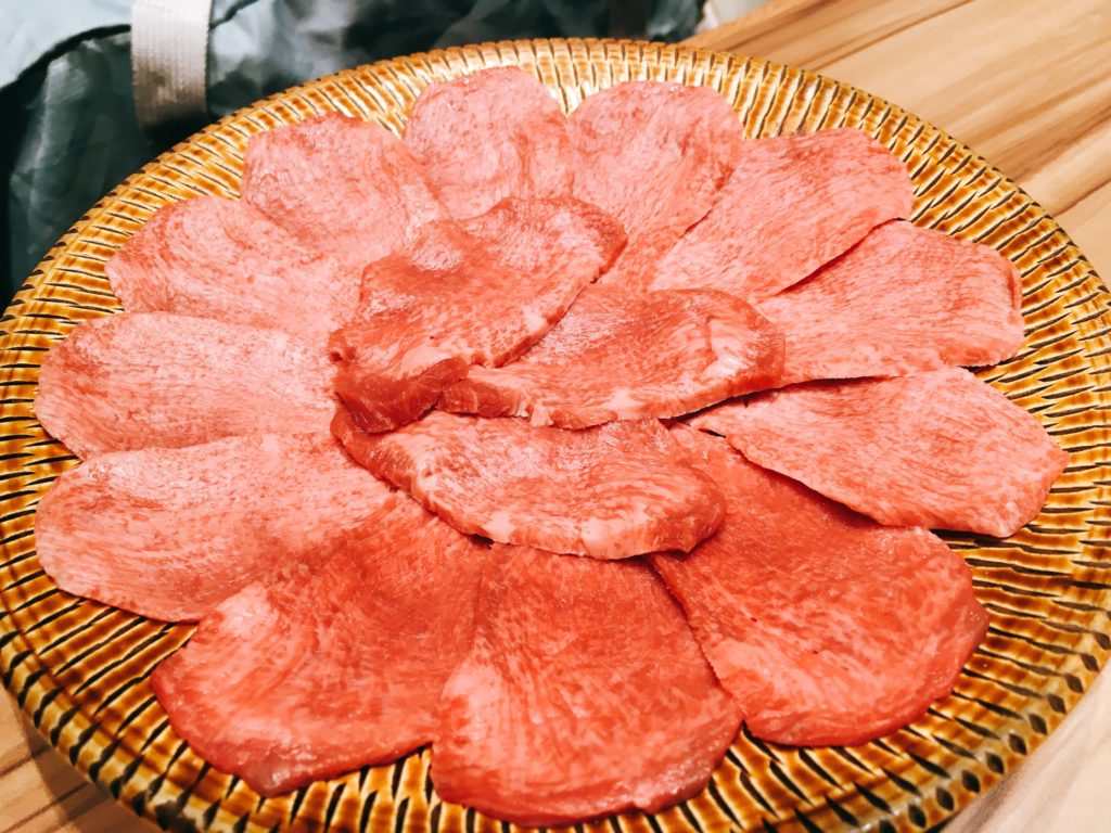 「博多たんか」のタンしゃぶのお肉