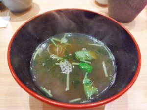 「すし光琳」の味噌汁