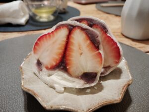 立呑みとだかのいちご大福