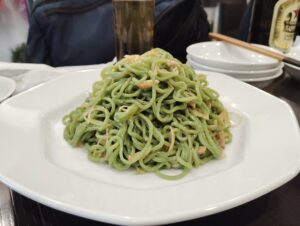 中華 玄月の里麺（クロレラ麺）