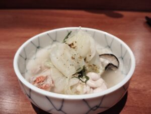 「白金 肴 新進気鋭」の痛風鍋