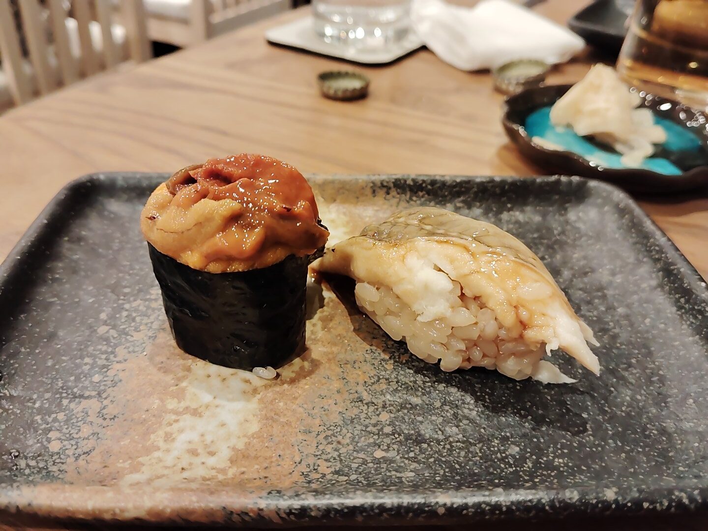 「sushi AKEBONO」のウニと穴子の握り