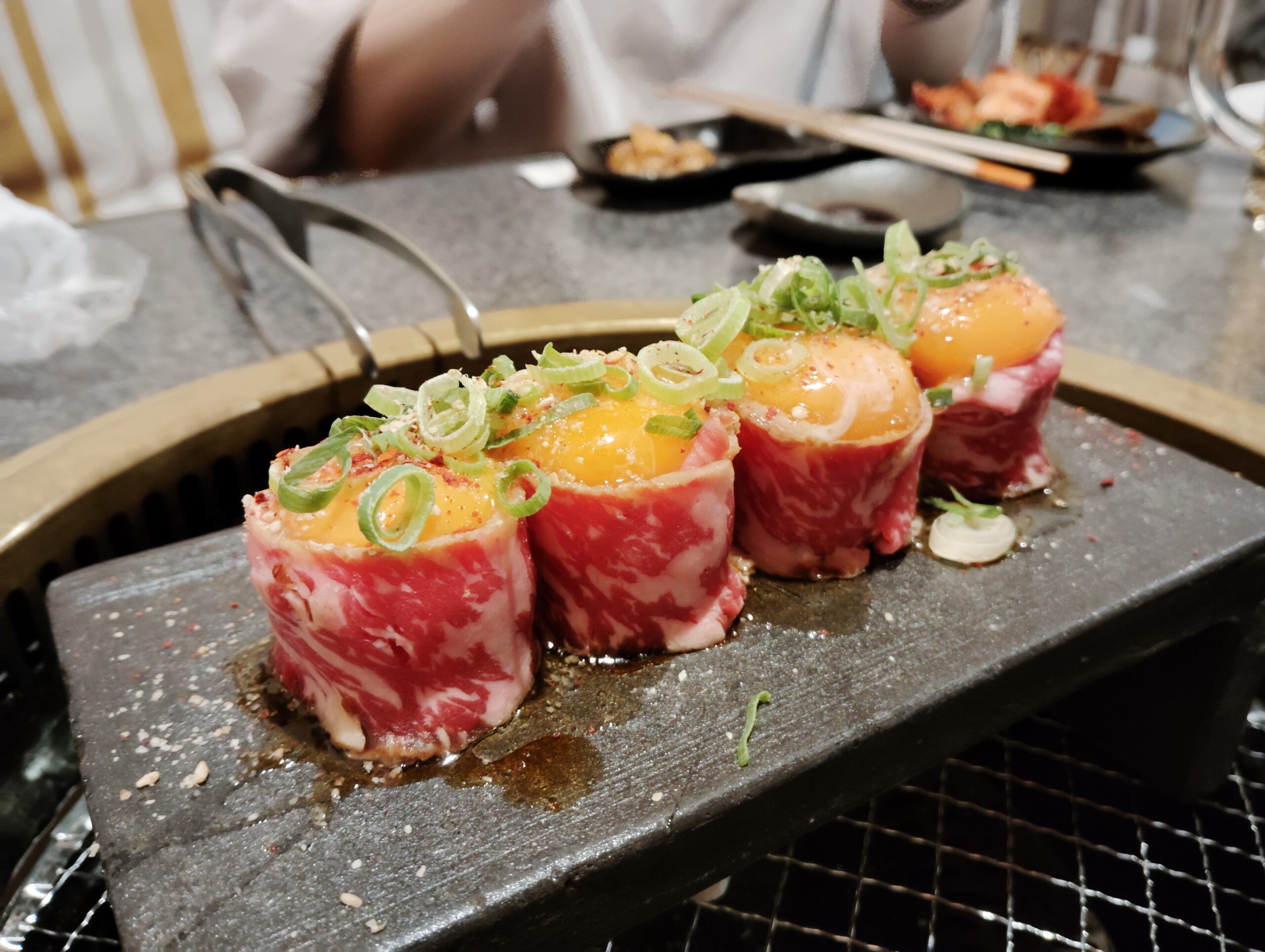 「超絶焼肉 元三」のユッケ