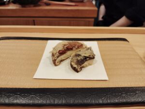 天麩羅がとうOMGの天恵菇の天ぷら