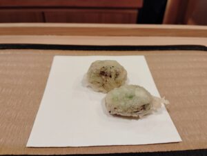 天麩羅がとうOMGの芽キャベツの天ぷら