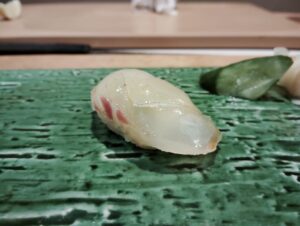 「鮨 波づき」の鯛