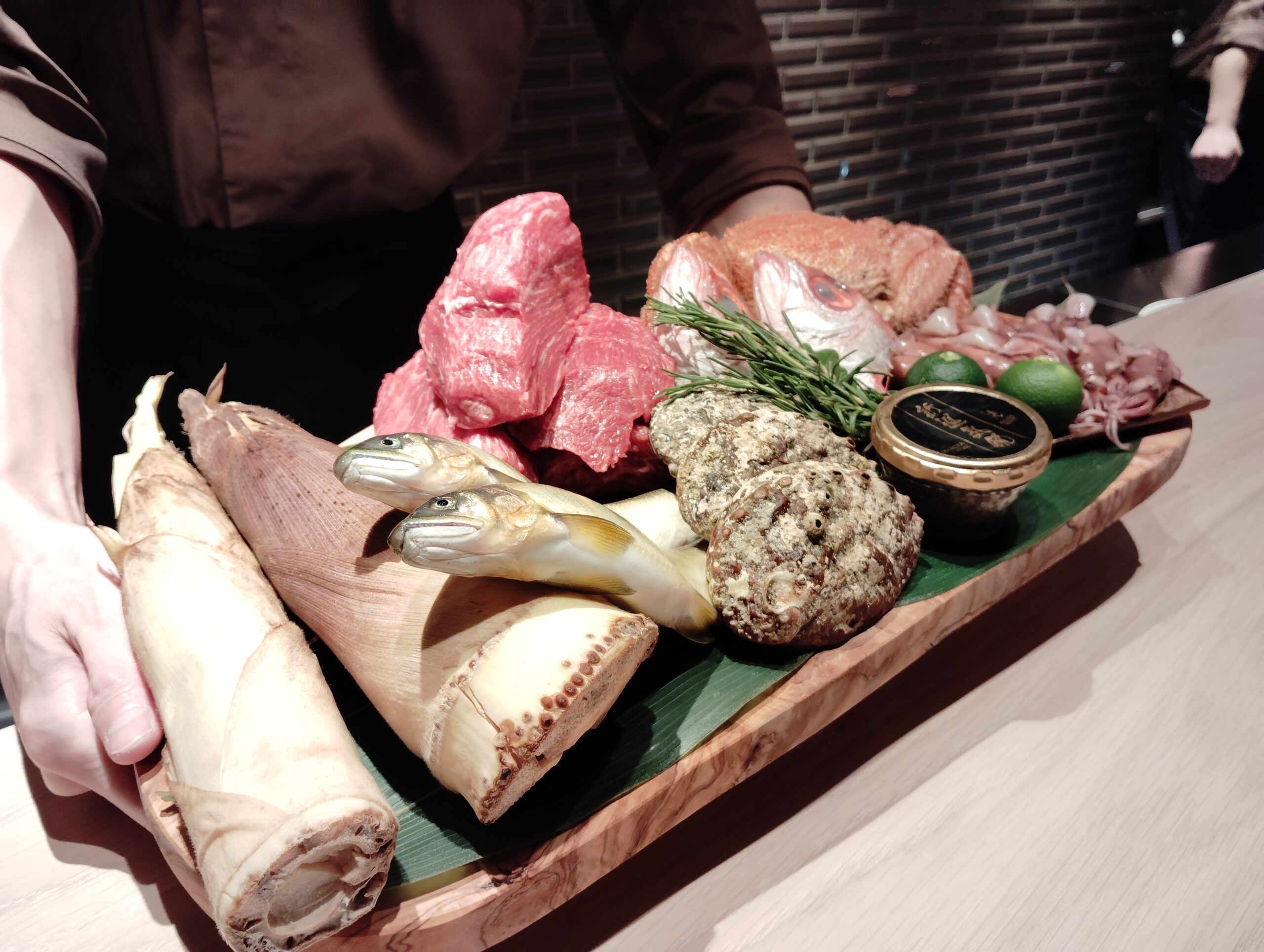 「赤坂 リストランテ 自由奔放」の食材お披露目