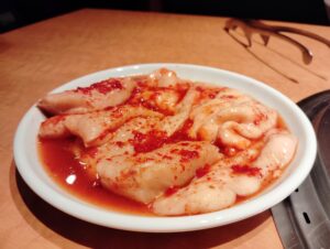 渋谷「焼肉ホルモン 良味苑」の良味ホルモンと良味ミノ