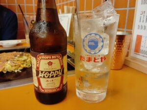 「月島もんじゃ たまとや 綱島」のホッピーセット赤