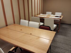 赤坂「鮨 一新」のテーブル席