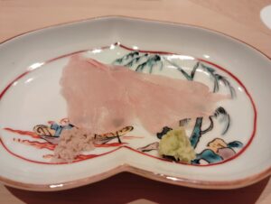 南青山「鮨 龍次郎」の本アラ