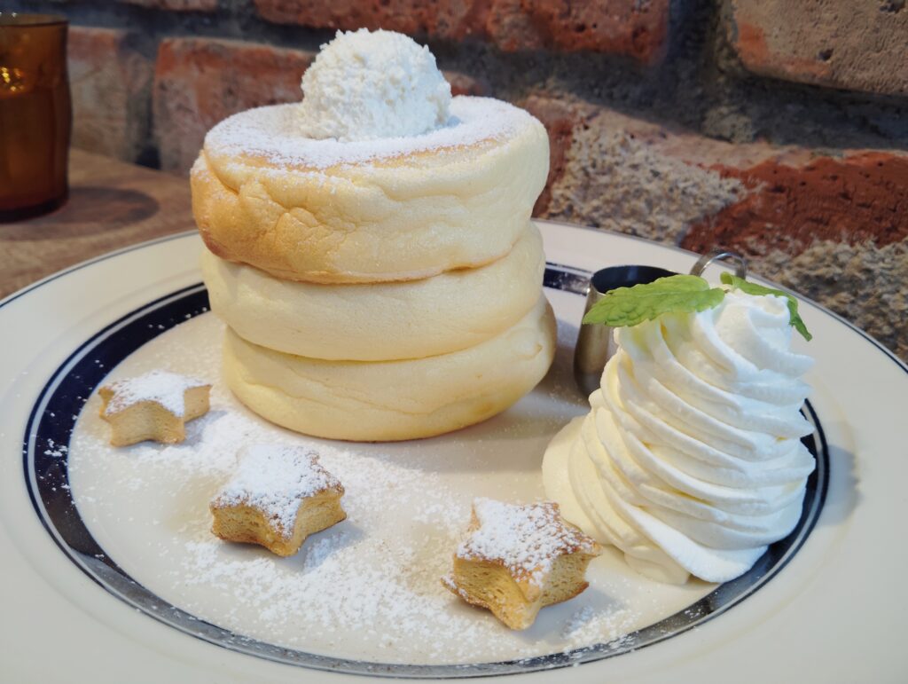 武蔵小杉「3 STARS PANCAKE」の三つ星パンケーキ