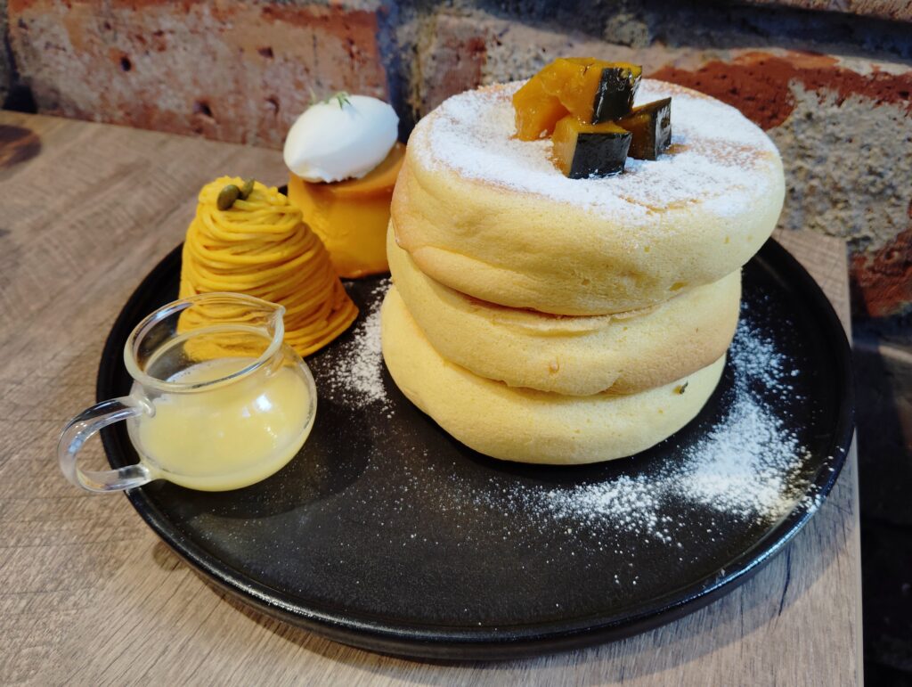 武蔵小杉「3 STARS PANCAKE」のカボンチャーズ2026